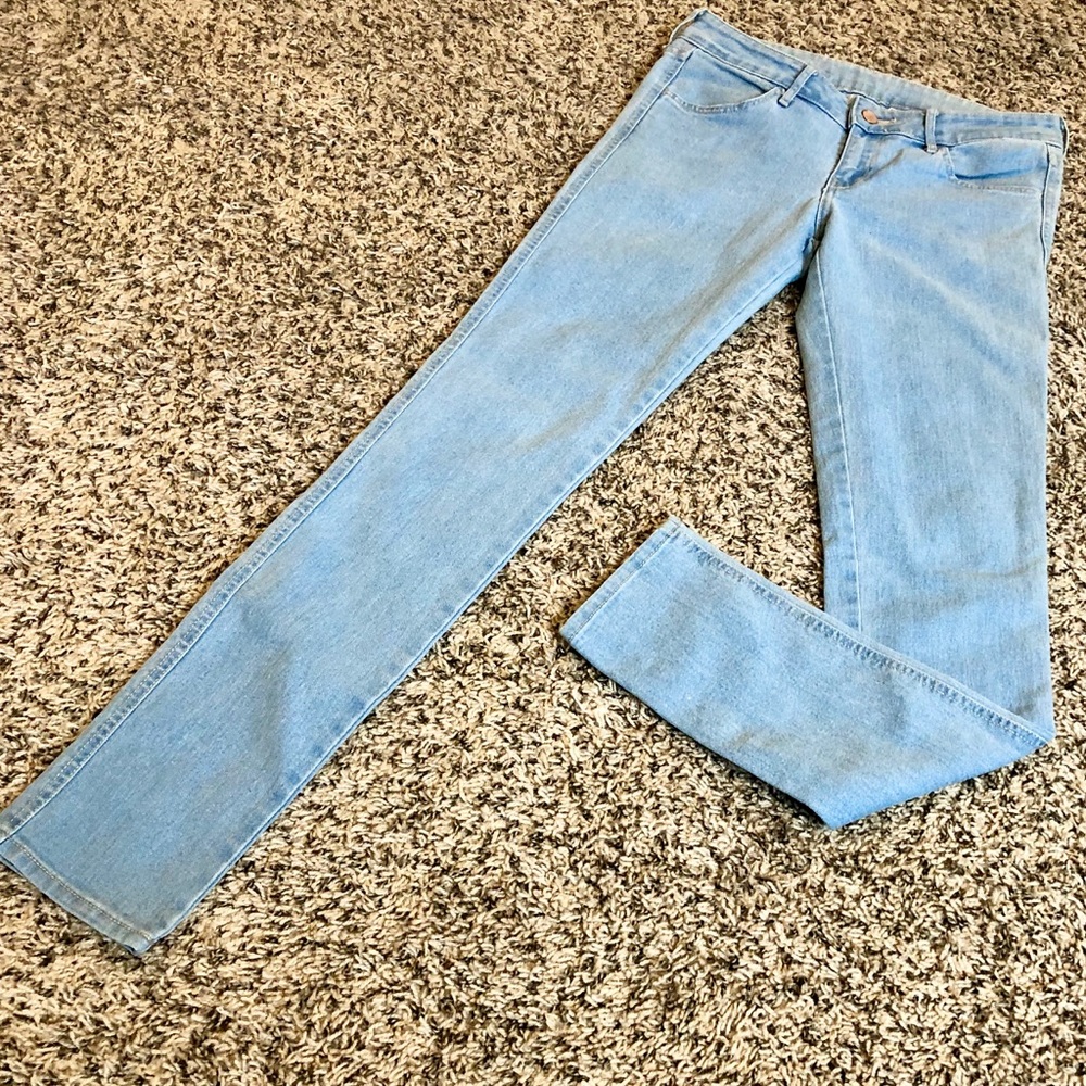 🍀 3 for $25 SALE! 🍀 H&M Skinny Low Waist Jeans